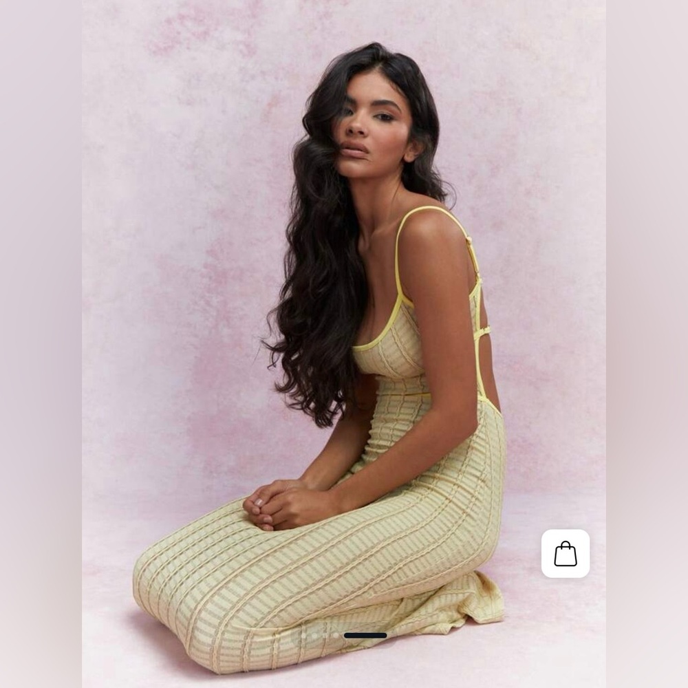 Missguided Light Yellow Maxi Dress - Picture 5 of 7